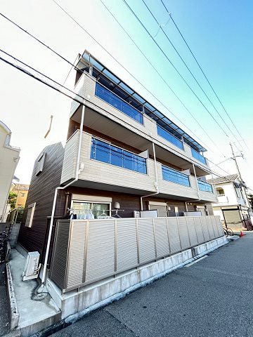 レオーネの外観