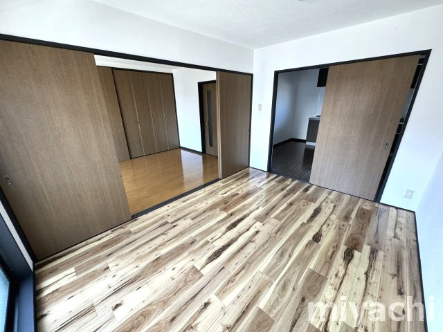 ガーデンヒルズ城南　Ⅱの洋室
