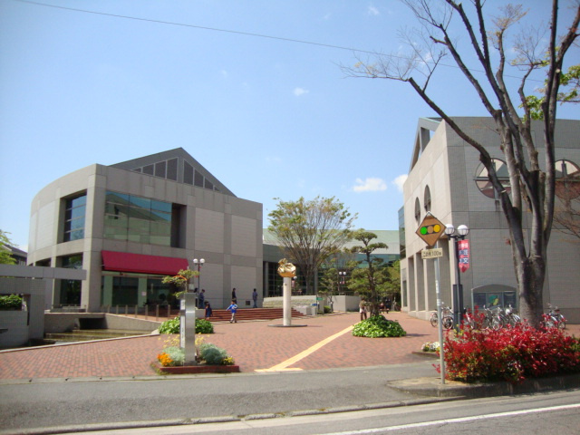 マンションルミナス　　　刈谷市近郊の賃貸はクラスホーム刈谷店の周辺|碧南市民図書館まで838ｍ