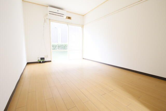 カーサ屏風ヶ浦の洋室