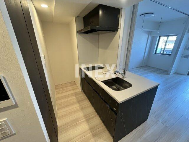 横浜市中区長者町３丁目の賃貸マンションのキッチン