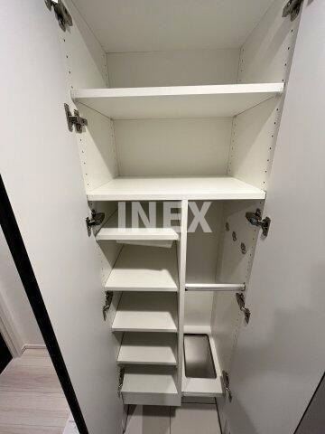 横浜市中区長者町３丁目の賃貸マンションの収納