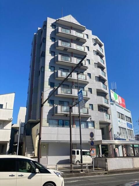 プラーズ追分の外観