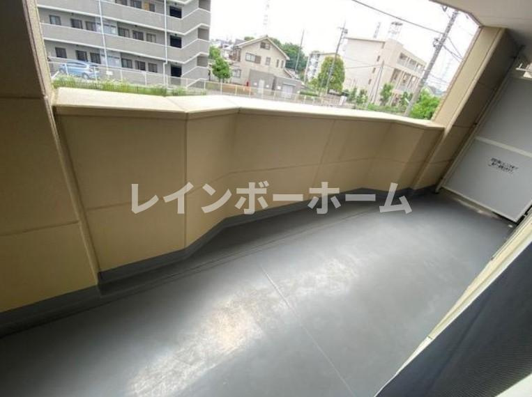 メープルコートのバルコニー
