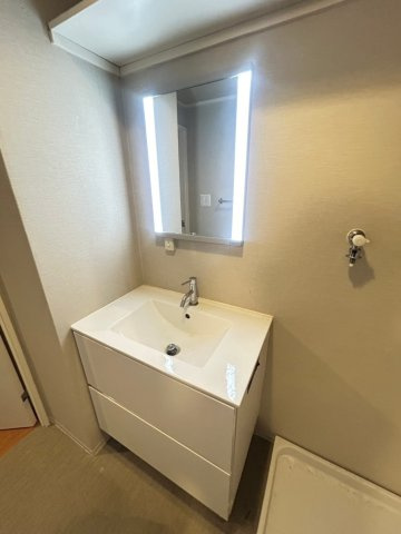 栄町ダイヤハイツの洗面所