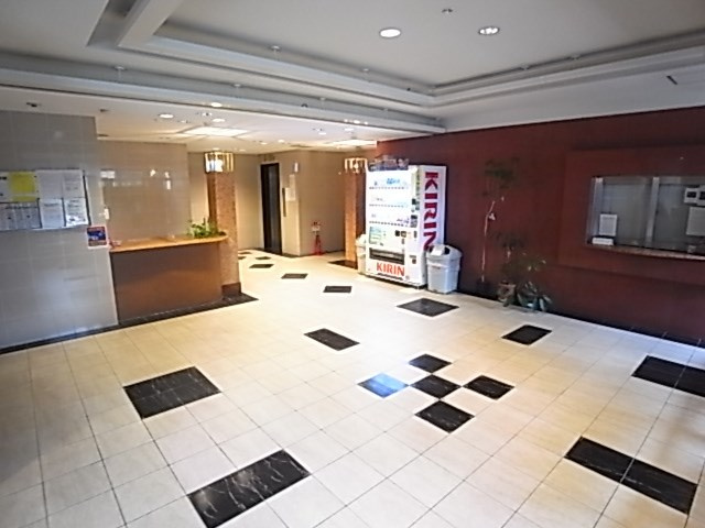 エステムコート三宮駅前ラ・ドゥーのロビー