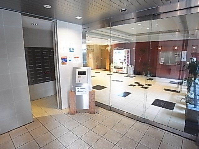 エステムコート三宮駅前ラ・ドゥーのエントランス