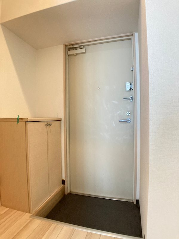 北堀江GGRの玄関