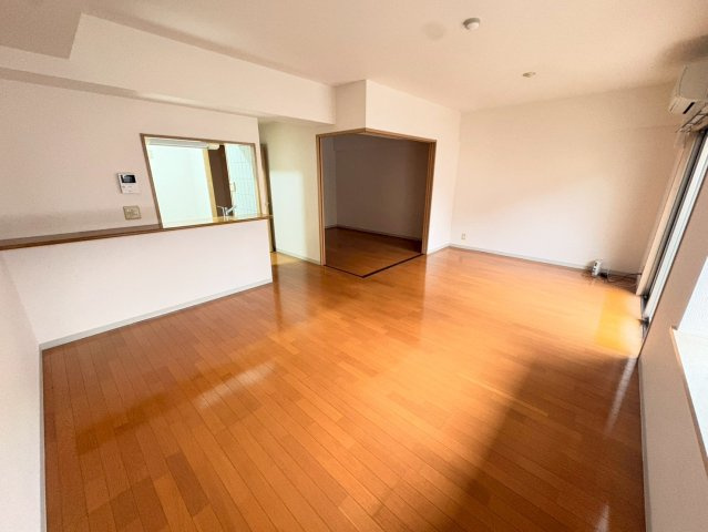 シンシア東山台の居間・リビング