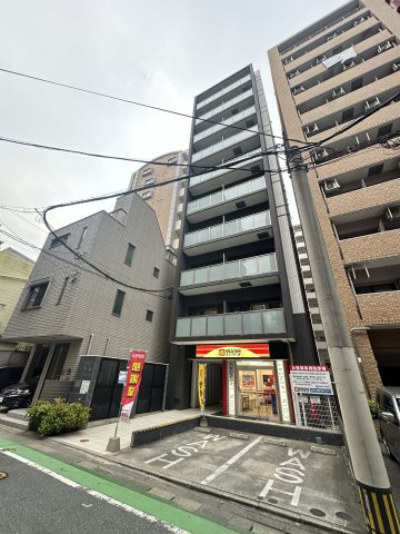 C.P.B.Sの外観