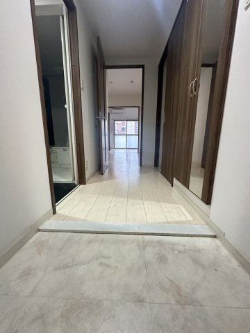 C.P.B.Sの玄関
