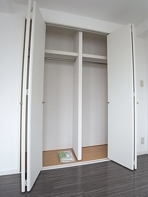 ワコーレヴィータ月見山の収納