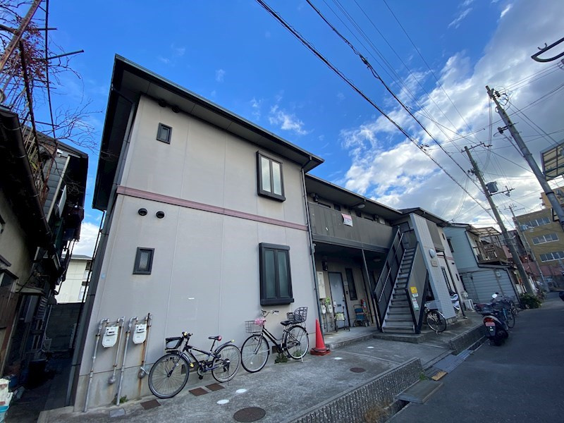 イーストハイツの外観