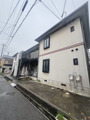 イーストハイツの外観