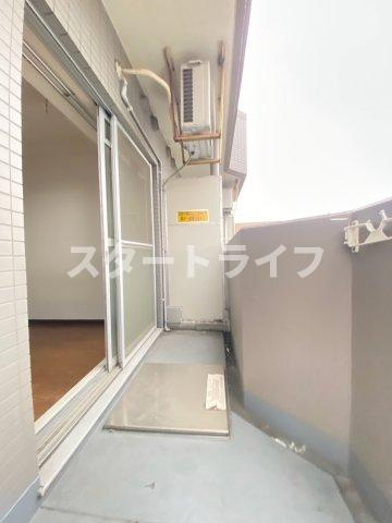 大阪市淀川区野中北１丁目の賃貸マンションのバルコニー