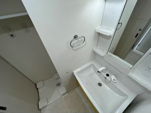 プライマル南森町パークビューの洗面所