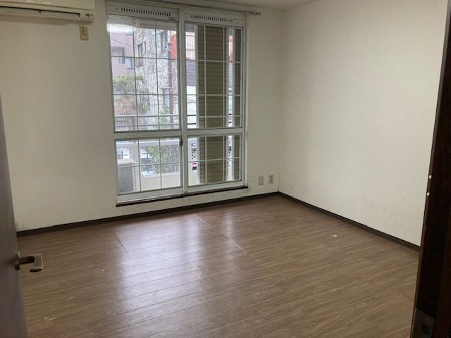 松本戸建の居間・リビング