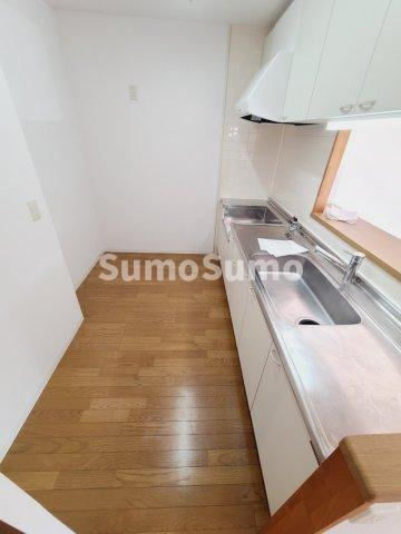 URサンラフレ鳴尾北　13号棟のキッチン