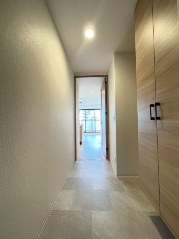 アプリーレ神戸元町の玄関