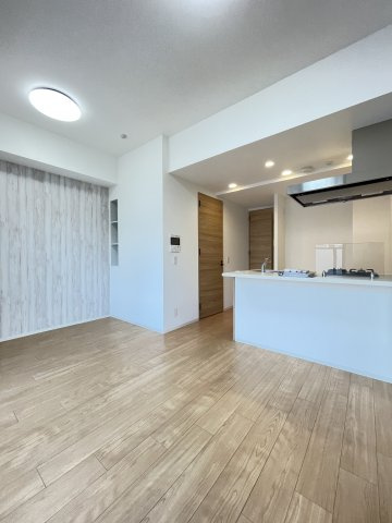 アプリーレ神戸元町の居間・リビング