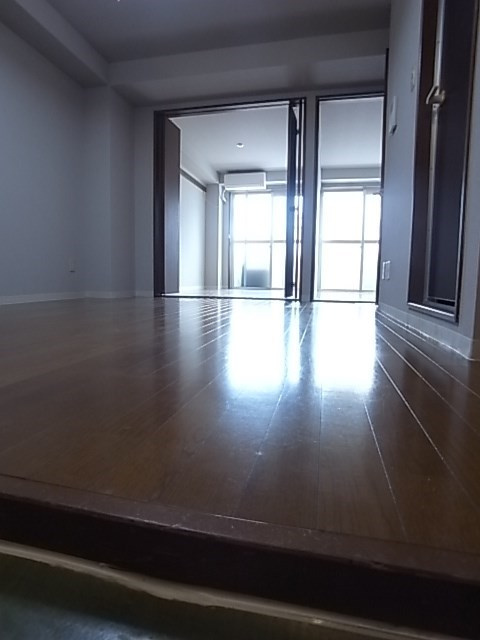 ポピア新在家の玄関