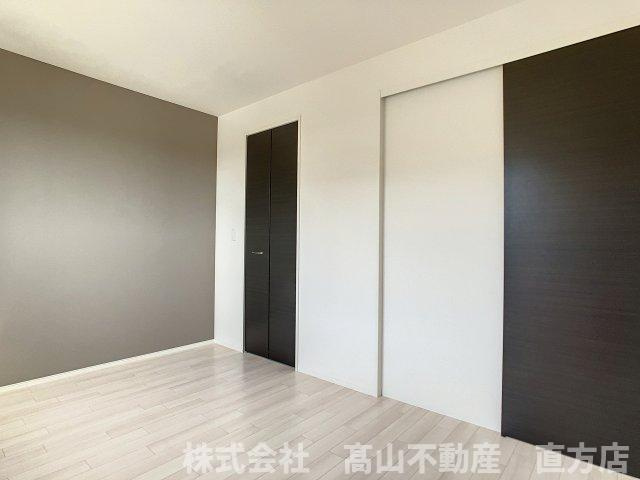直方市大字感田のアパートの洋室