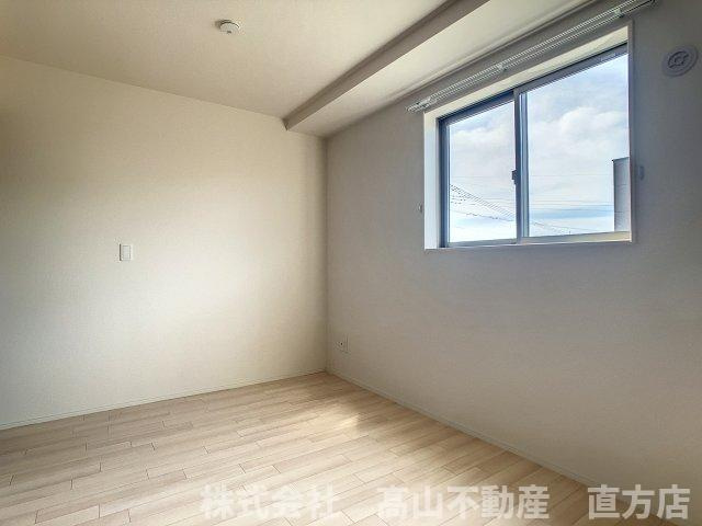 直方市大字感田のアパートの洋室