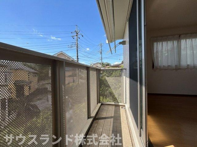 八王子市元八王子町一丁目のバルコニー|眺めるたびに、日々の喧騒を忘れさせてくれる景色。