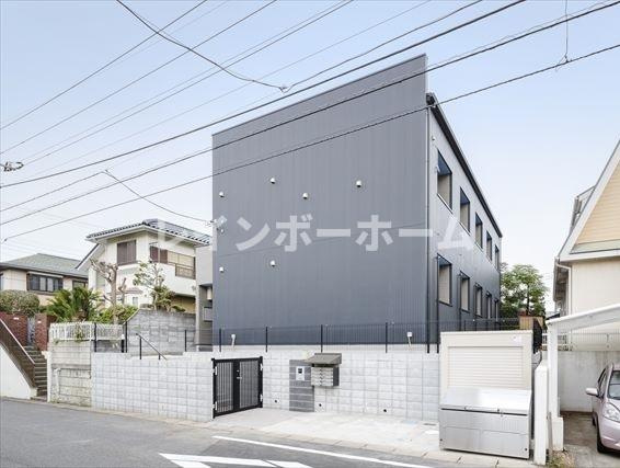 REVE柏(レーブカシワ)　仲介手数料（賃料の1.10ヵ月）の50％OFF対象物件！のエントランス|落ち着いたエントランスです