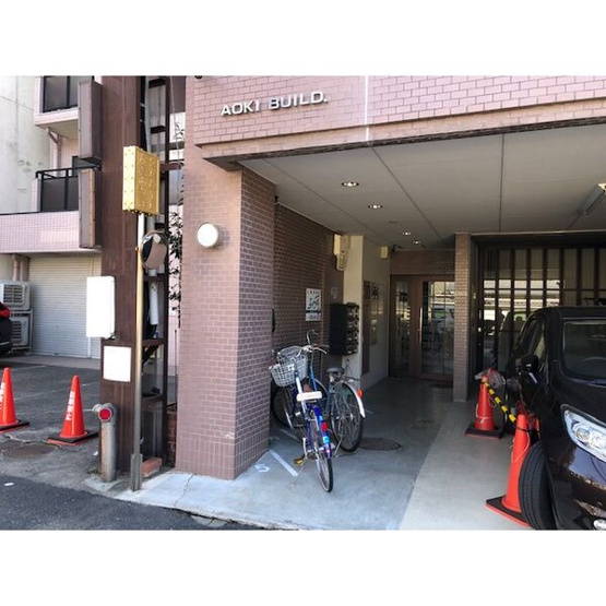 【エントランス】 | 青木ビル
