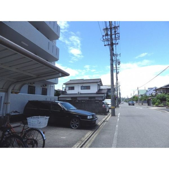 【駐車場】 | ラトゥール御替地