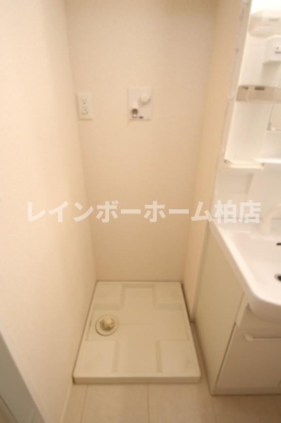 仲介手数料（賃料の1.10ヵ月）の50％OFF対象物件！の設備|室内洗濯機置き場です