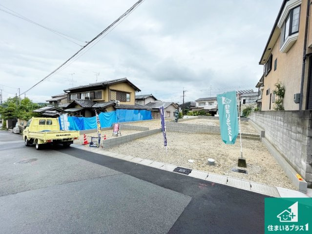 宇治市木幡御蔵山　第2期　新築一戸建ての前面道路含む現地写真|現在の進捗状況です！順調に作業進行中、完成が待ち遠しいです！詳細の間取り等、お気軽にお問い合わせください！
