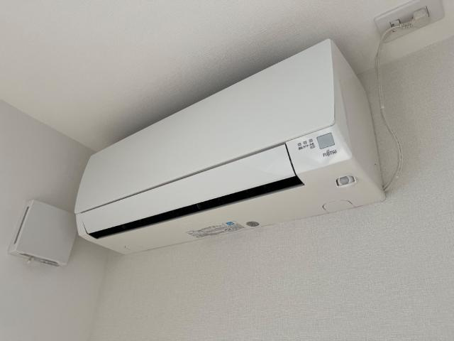 rooms・Iの設備|エアコン