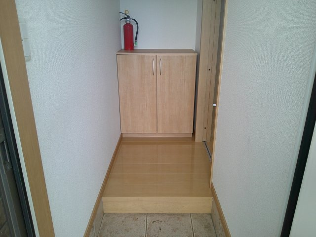 南2ハイツの玄関