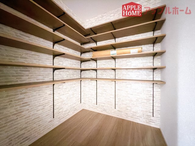 [新築住宅] 坂戸市片柳 3期 全3区画の収納|大容量パントリーあります♪