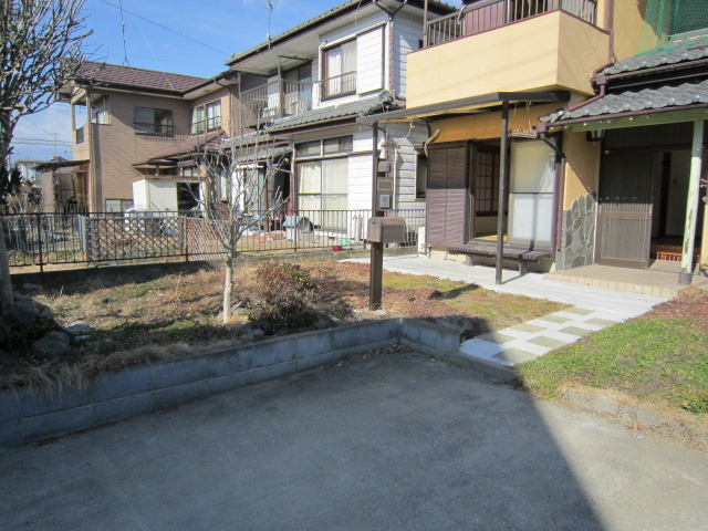 熊谷市日向貸家のエントランス