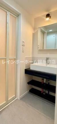 ストーク両国秀山の独立洗面台