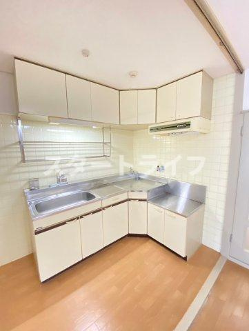 大阪市東淀川区東中島１丁目の賃貸マンションのキッチン|参考写真