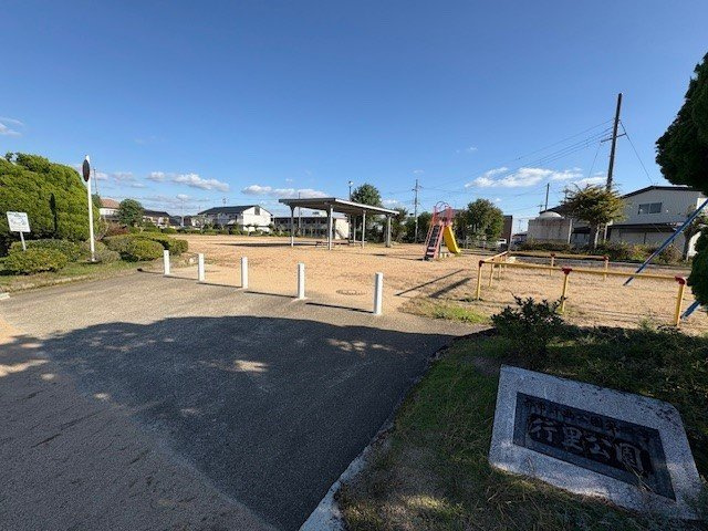 サンセールⅢの周辺|行里公園まで30m