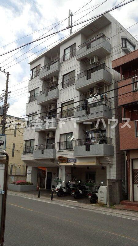 ラーク市川