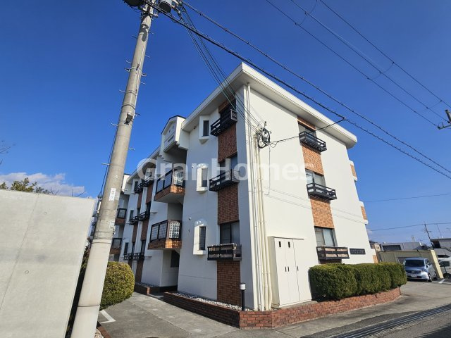 カサグランデ藤江の外観