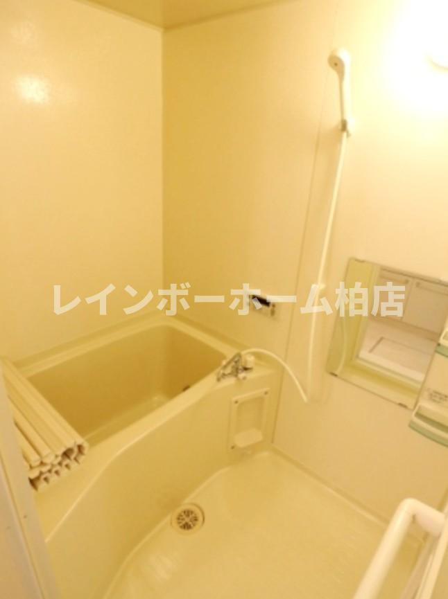 仲介手数料（賃料の1.10ヵ月）の50％OFF対象物件！の浴室|追い焚き機能があります