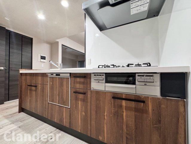 アーデル綾瀬コージーガーデンのキッチン|ドキドキの新生活も、安心してスタート。ぴったりの住まいを見つけませんか？クランディアが一緒に住まい選びをサポートします‼　まずは、お気軽にお問合せください　＃クランディア
