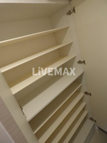 【収納】ファーストステージ梅田ＷＥＳＴ