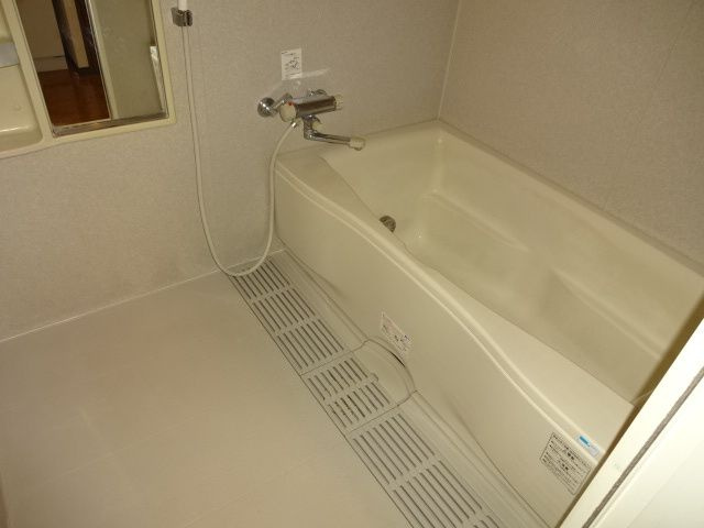 メゾン・シャルムの浴室