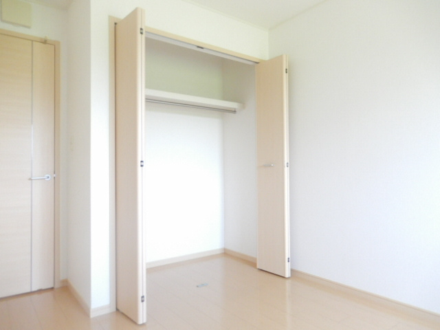 ヴィオラ壱番館Ａの収納