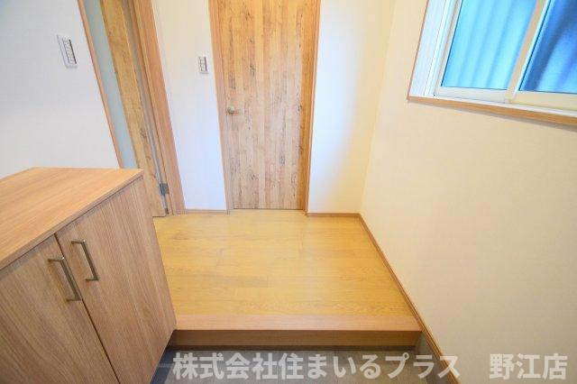 kai 清水１丁目の玄関