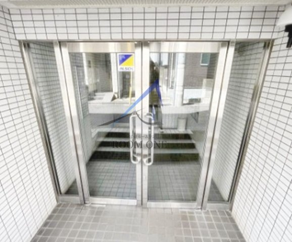 日興パレス新宿PARTⅢのエントランス|エントランスです。