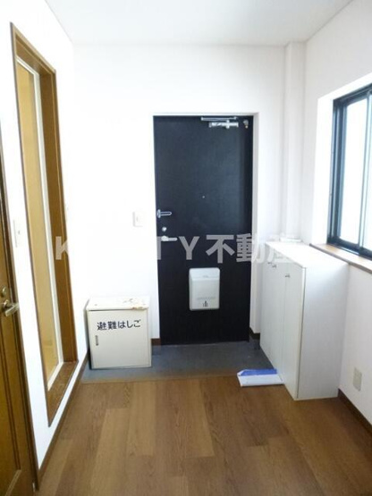【玄関】 | フォレスタ田園調布 | ゆったりとした玄関です